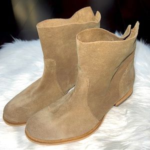 Carvela suede ankle boot